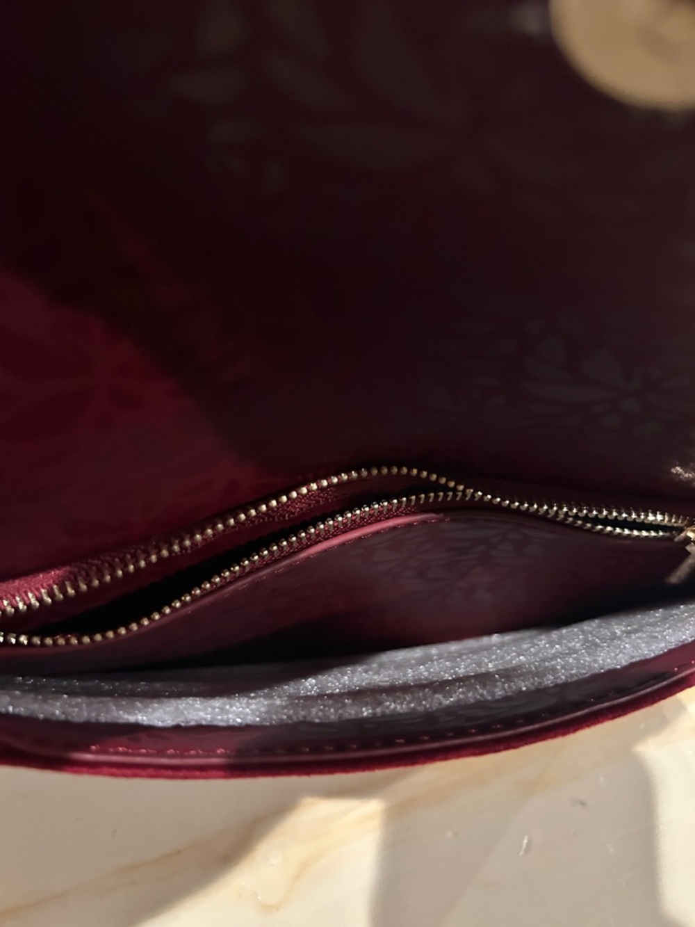 Swarovski Burgundy Red Crystal-Accent Envelope Clutch with Box - Picture 7 of 10